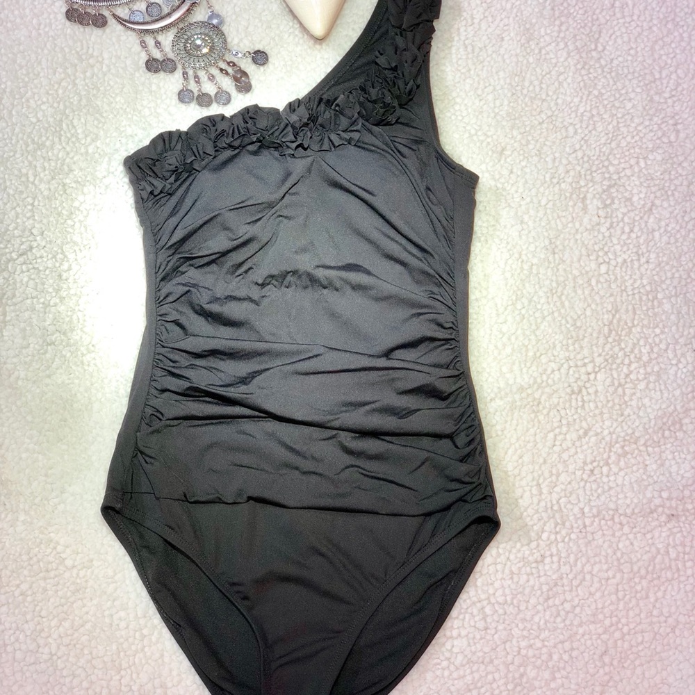 ⛱NWOT One Piece Swimsuit⛱
